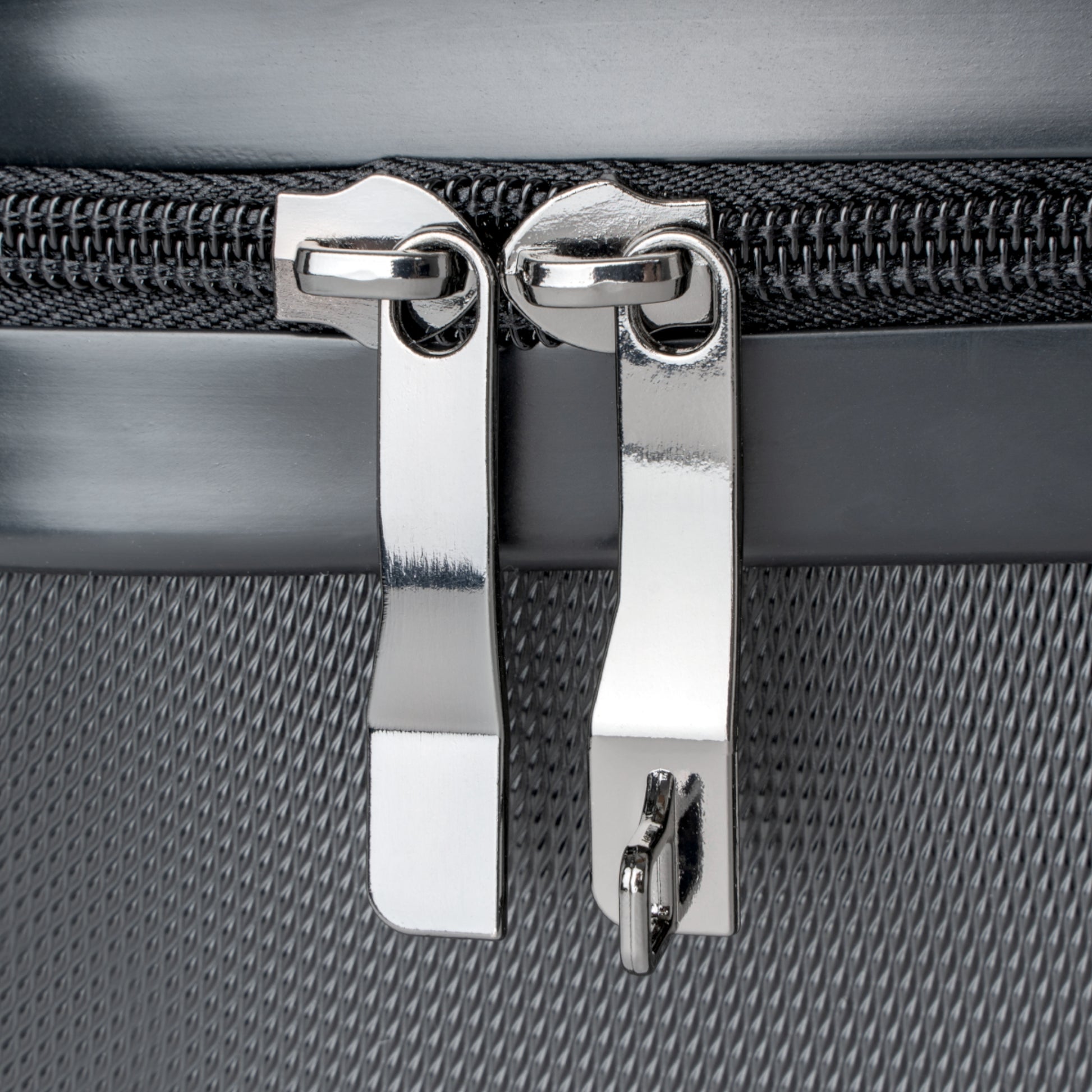 Stylish Travel Suitcase with Oceanic Design